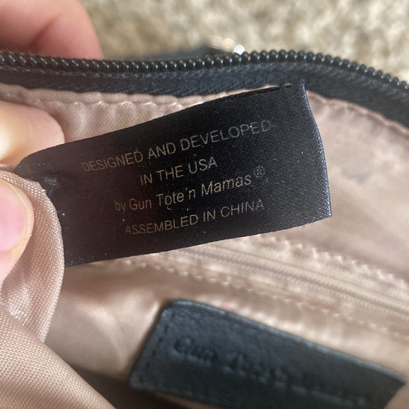 Gun Tote’n Mamas Black Leather Crossbody Purse Carry and Conceal GTM - Picture 10 of 10